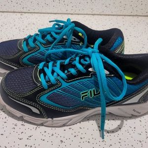 FILA TENNIS SHOES BRAND NEW